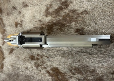 NEW FREEDOM ARMS MODEL 97 PREMIER GRADE 22LR 5.5