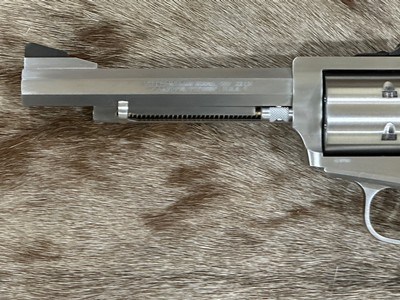 NEW FREEDOM ARMS MODEL 97 PREMIER GRADE 22LR 5.5