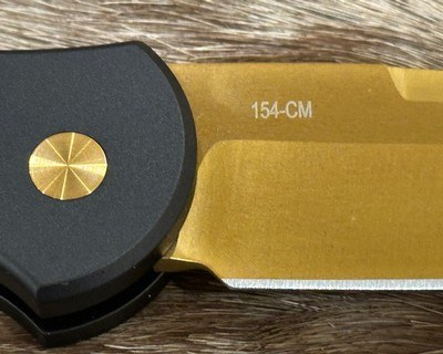 NEW NIGHTHAWK CUSTOM PROTECH TR3 DOUBLE STACK AUTOMATIC KNIFE TiN GOLD - Image 9 of 19