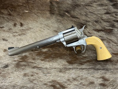 NEW FREEDOM ARMS MODEL 97 PREMIER GRADE 17HMR 7.5