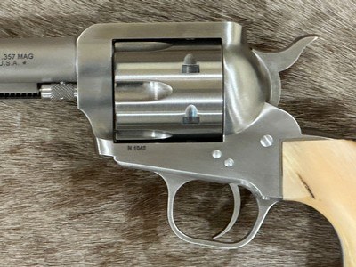NEW CUSTOM FREEDOM ARMS MODEL 97 PREMIER GRADE 357 MAGNUM W/ DALL SHEEP HORN GRIPS - LAYAWAY AVAILABLE - Image 9 of 24