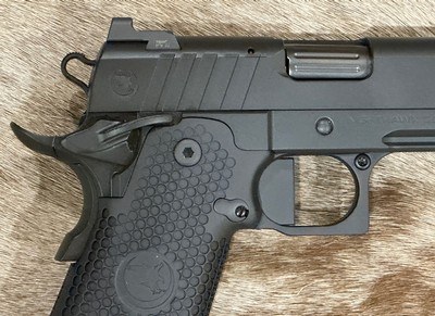 NEW NIGHTHAWK CUSTOM TRS COMMANDER DOUBLE STACK 4.25