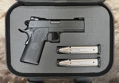NEW NIGHTHAWK CUSTOM TRS COMMANDER DOUBLE STACK 4.25