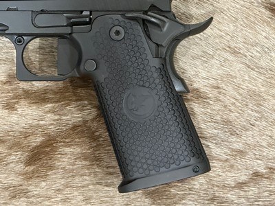 NEW NIGHTHAWK CUSTOM TRS COMMANDER DOUBLE STACK 4.25
