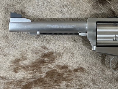 NEW FREEDOM ARMS MODEL 83 PREMIER GRADE 454 CASULL AND 45 COLT 6