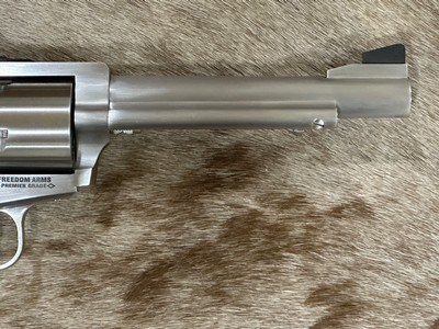 NEW FREEDOM ARMS MODEL 83 PREMIER GRADE 454 CASULL AND 45 COLT 6