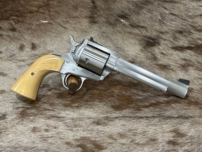 NEW FREEDOM ARMS MODEL 83 PREMIER GRADE 454 CASULL AND 45 COLT 6