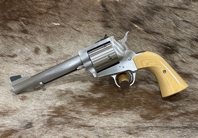 NEW FREEDOM ARMS MODEL 83 PREMIER GRADE 454 CASULL AND 45 COLT 6