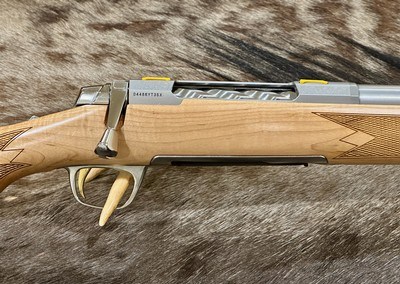 NEW BROWNING X-BOLT 2 WHITE GOLD MEDALLION MAPLE 300 WIN MAG 26