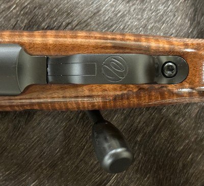 NEW WEATHERBY MARK V FRONTIER 375 H&H MAG, EXHIBITION WALNUT STOCK 24