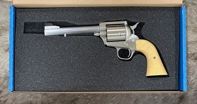 NEW FREEDOM ARMS MODEL 83 PREMIER GRADE 44 REMINGTON MAGNUM 6