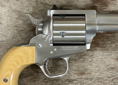 NEW FREEDOM ARMS MODEL 83 PREMIER GRADE 44 REMINGTON MAGNUM 6