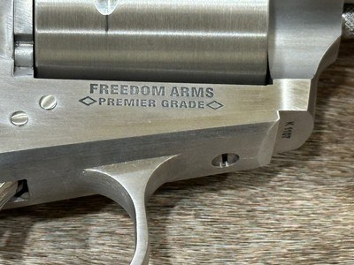 NEW FREEDOM ARMS MODEL 83 PREMIER GRADE 475 LINEBAUGH 7.5