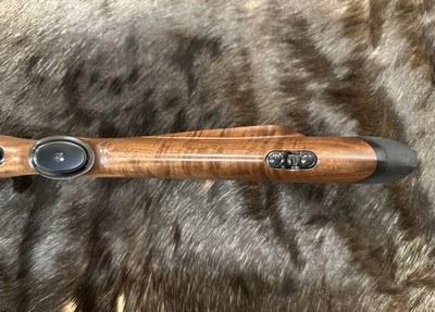 NEW WINCHESTER MODEL 70 SUPER GRADE 243 Win 22