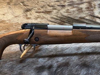 NEW WINCHESTER MODEL 70 SUPER GRADE 264 WIN MAG 26