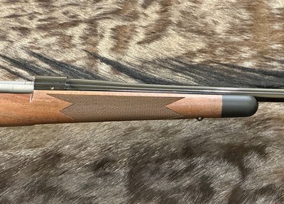 NEW WINCHESTER MODEL 70 SUPER GRADE 264 WIN MAG 26