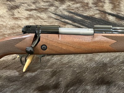 NEW WINCHESTER MODEL 70 SUPER GRADE 264 WIN MAG 26