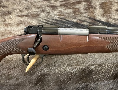 NEW WINCHESTER MODEL 70 SUPER GRADE 270 WSM (WIN SHORT MAG) 24