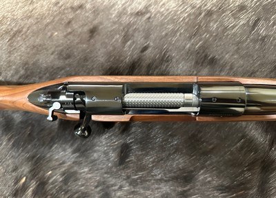 NEW WINCHESTER MODEL 70 SUPER GRADE 270 WSM 24