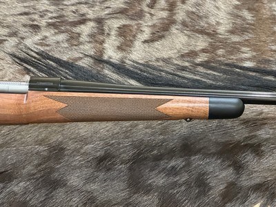 NEW WINCHESTER MODEL 70 SUPER GRADE 7mm REMINGTON MAGNUM 26