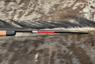 NEW WINCHESTER MODEL 70 SUPER GRADE 7mm REMINGTON MAGNUM 26