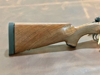 NEW WINCHESTER MODEL 70 SUPER GRADE 7mm REMINGTON MAGNUM 26