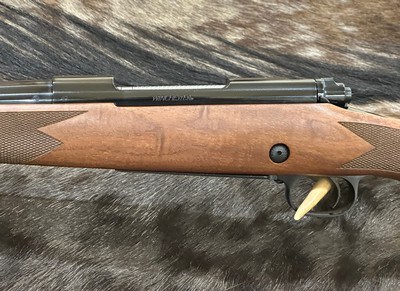 NEW WINCHESTER MODEL 70 SUPER GRADE 30-06 SPRINGFIELD 24