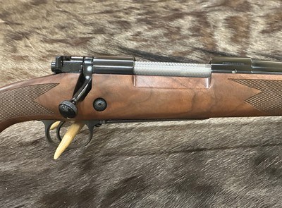 NEW WINCHESTER MODEL 70 SUPER GRADE 30-06 SPRINGFIELD 24
