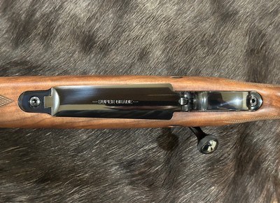 NEW WINCHESTER MODEL 70 SUPER GRADE 30-06 SPRINGFIELD 24
