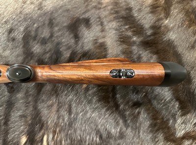 NEW WINCHESTER MODEL 70 SUPER GRADE 30-06 SPRINGFIELD 24
