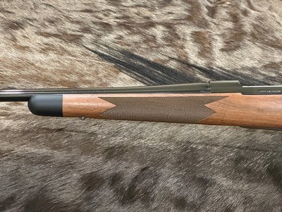 NEW WINCHESTER MODEL 70 SUPER GRADE 30-06 SPFLD 24