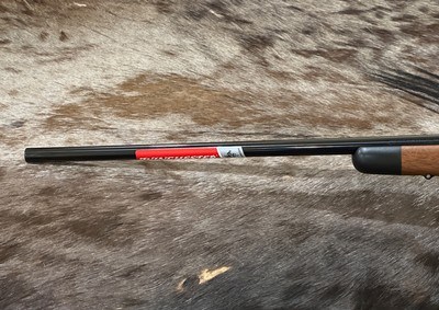 NEW WINCHESTER MODEL 70 SUPER GRADE 300 WSM 24