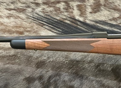 NEW WINCHESTER MODEL 70 SUPER GRADE 300 WSM 24