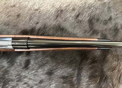 NEW WINCHESTER MODEL 70 SUPER GRADE 300 WSM 24