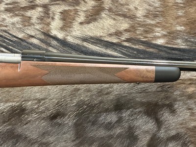NEW WINCHESTER MODEL 70 SUPER GRADE 300 WSM 24