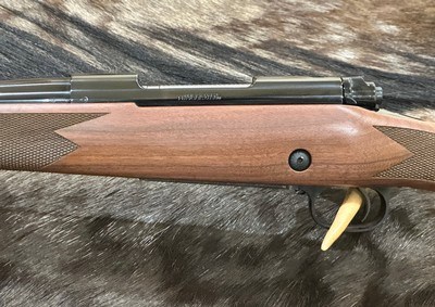 NEW WINCHESTER MODEL 70 SUPER GRADE 300 WSM 24