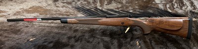 NEW WINCHESTER MODEL 70 SUPER GRADE 300 WSM 24