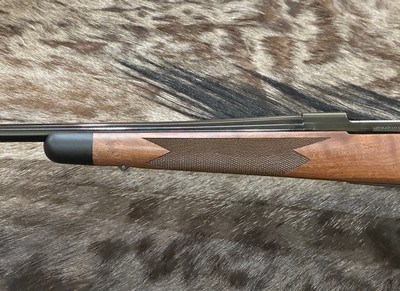NEW WINCHESTER MODEL 70 SUPER GRADE 300 WSM 24