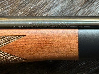 NEW WINCHESTER MODEL 70 SUPER GRADE 300 WIN MAG 26