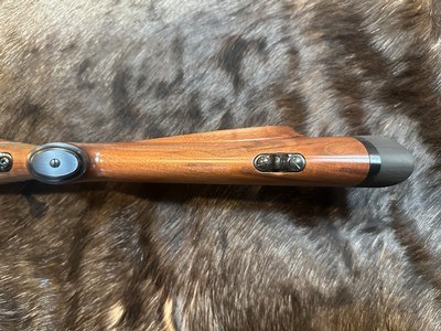 NEW WINCHESTER MODEL 70 SUPER GRADE 300 WIN MAG 26
