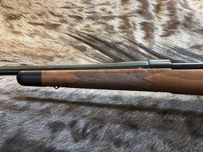 NEW WINCHESTER MODEL 70 SUPER GRADE 300 WIN MAG 26