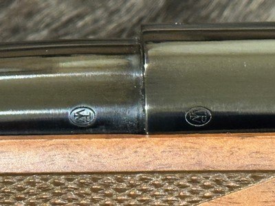 NEW WINCHESTER MODEL 70 SUPER GRADE 300 WIN MAG 26