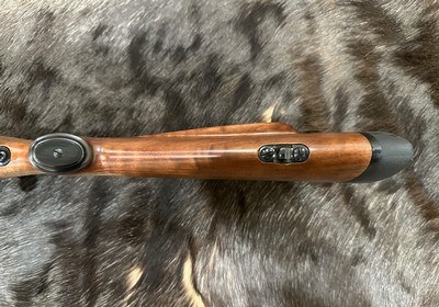 NEW WINCHESTER MODEL 70 SUPER GRADE 300 WIN MAG 26