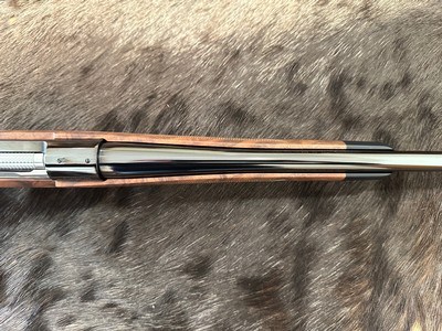 NEW WINCHESTER MODEL 70 SUPER GRADE 338 WIN MAG 26