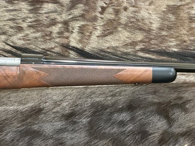 NEW WINCHESTER MODEL 70 SUPER GRADE 338 WIN MAG 26