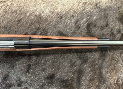 NEW WINCHESTER MODEL 70 SUPER GRADE 338 WIN MAG 26