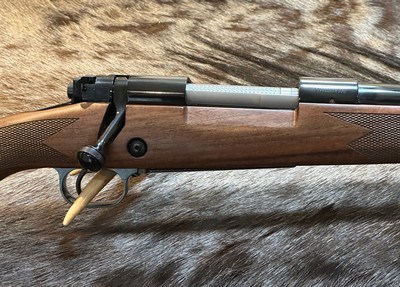 NEW WINCHESTER MODEL 70 SUPER GRADE 338 WIN MAG 26