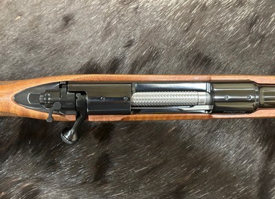 NEW WINCHESTER MODEL 70 FEATHERWEIGHT 25-06 REMINGTON 22
