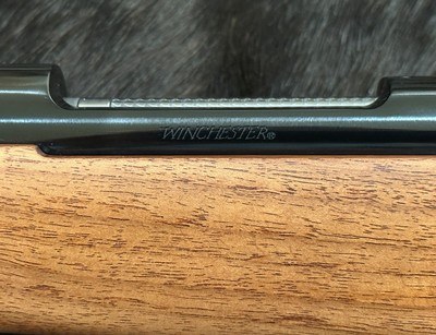 NEW WINCHESTER MODEL 70 FEATHERWEIGHT 25-06 REMINGTON 22