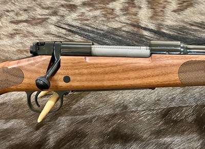 NEW WINCHESTER MODEL 70 FEATHERWEIGHT 25-06 REMINGTON 22